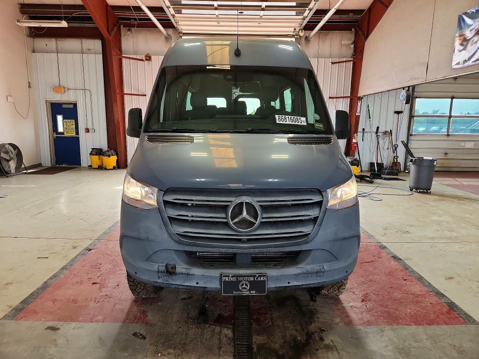 2021 Mercedes-Benz Sprinter 2500