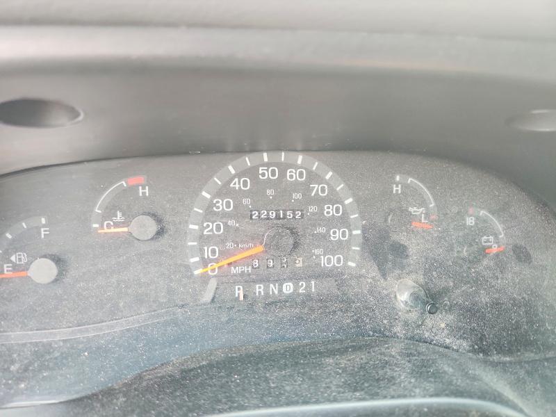 1999 Ford Econoline E350 Super Duty Wagon