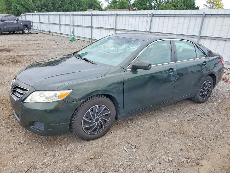 2011 Toyota Camry le