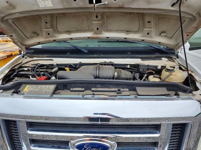 2008 Ford Econoline E450 Super Duty Cutaway Van