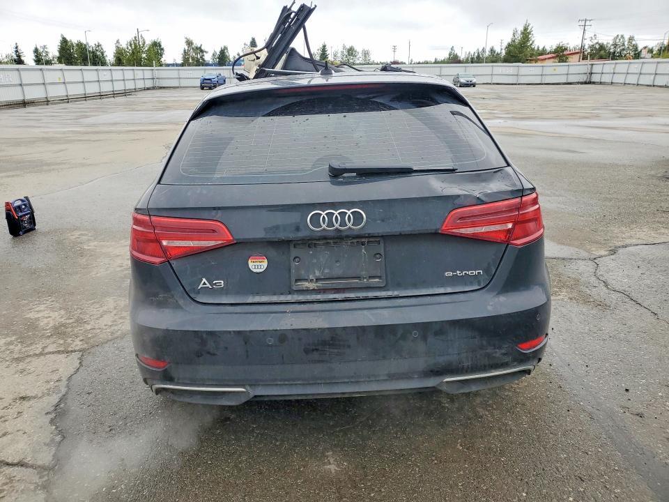2017 Audi A3 E-tron Premium Plus
