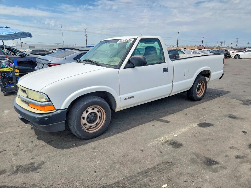2001 Chevrolet S Truck S10
