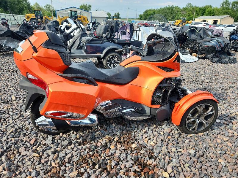 2019 Can-Am Spyder Roadster RT