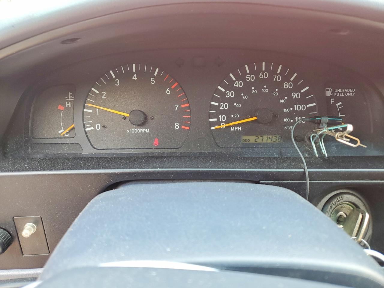 2000 Toyota Tacoma Base