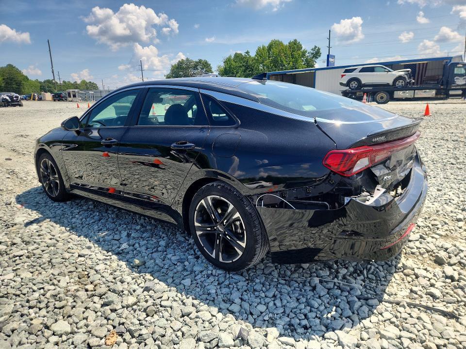 2022 KIA K5 GT Line
