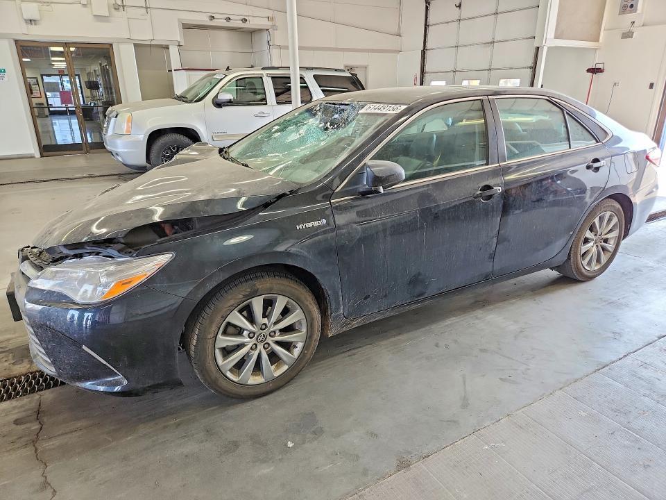 2016 Toyota Camry Hybrid xle