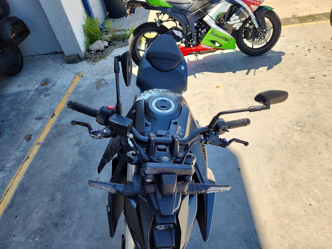 2024 Suzuki GSX800 R