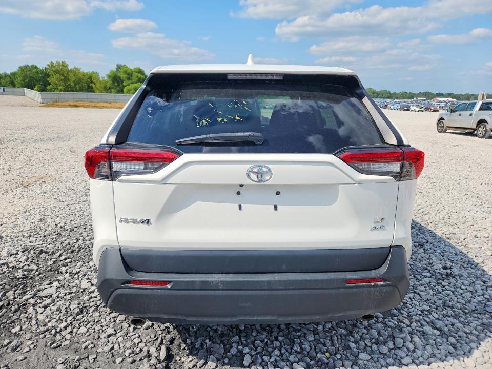 2022 Toyota Rav4 le