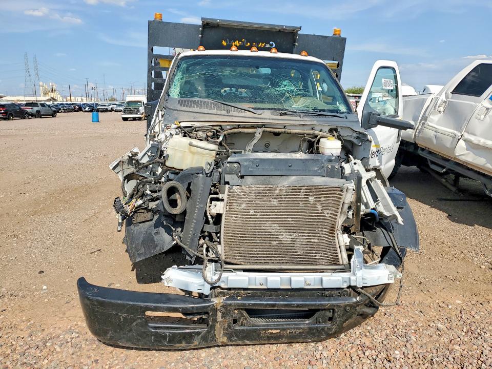 2022 Ford F750 Super Duty Flatbed Truck With Crash Attenuato