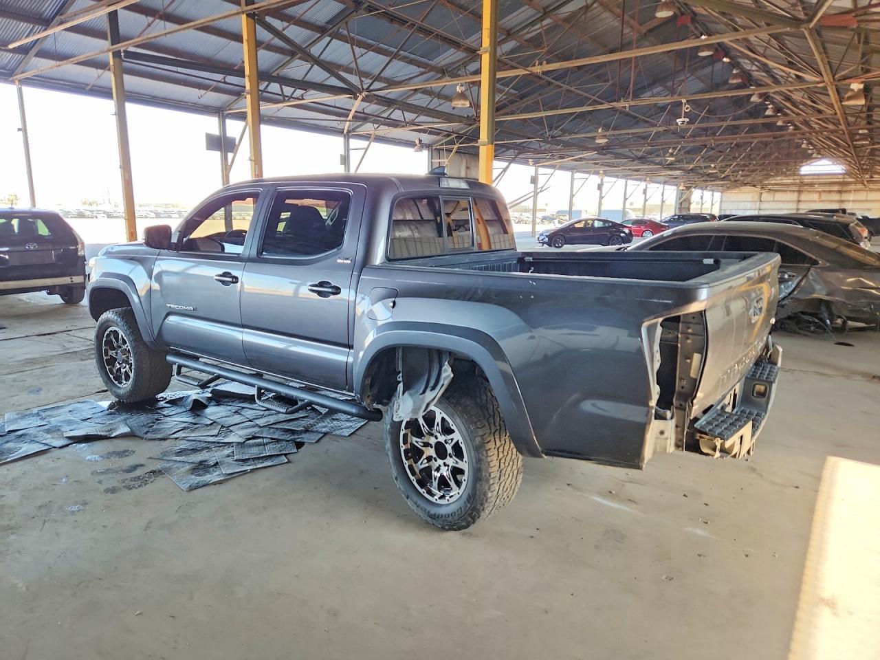 2017 Toyota Tacoma SR5 V6