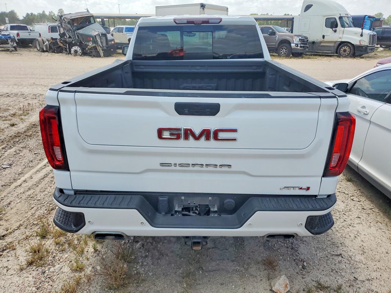 2022 GMC Sierra