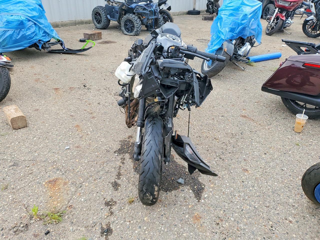 2026 Kawasaki ZX400 S