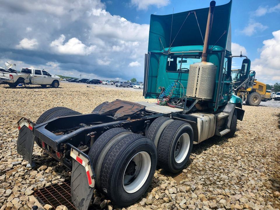2015 Mack 600 CXU600-Semi Truck