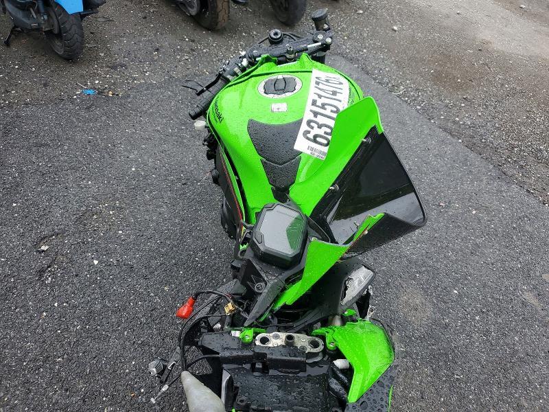 2021 Kawasaki ZX1002 L
