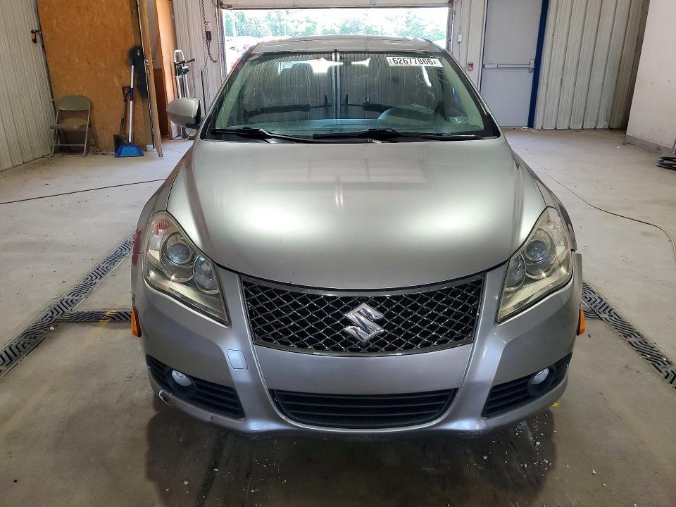 2010 Suzuki Kizashi gts