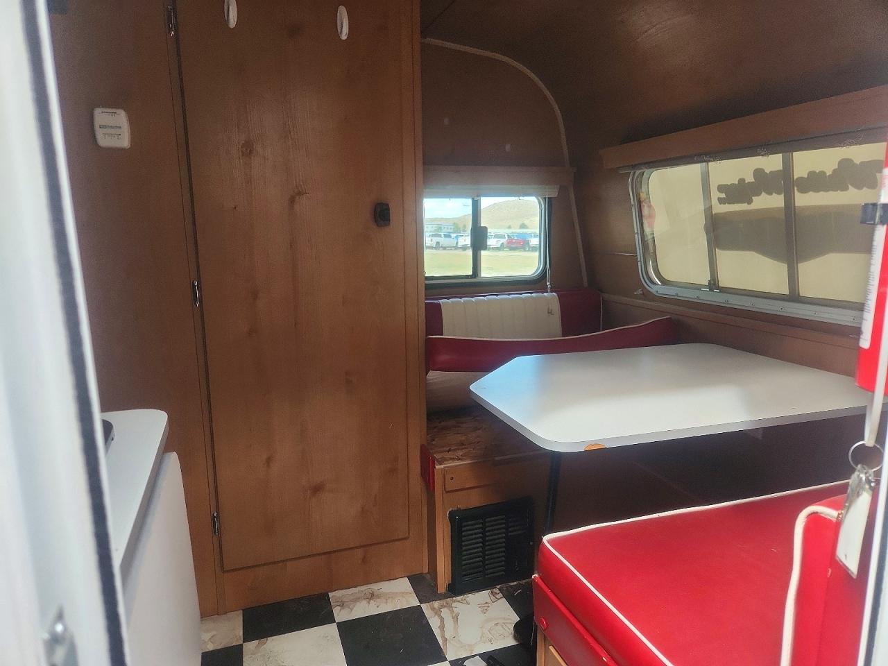 2016 Riverside White Water Camper
