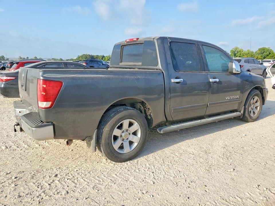 2005 Nissan Titan XE