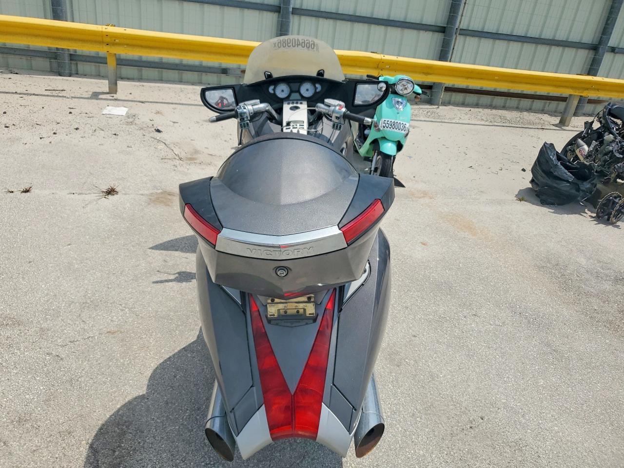 2008 Victory Vision Deluxe
