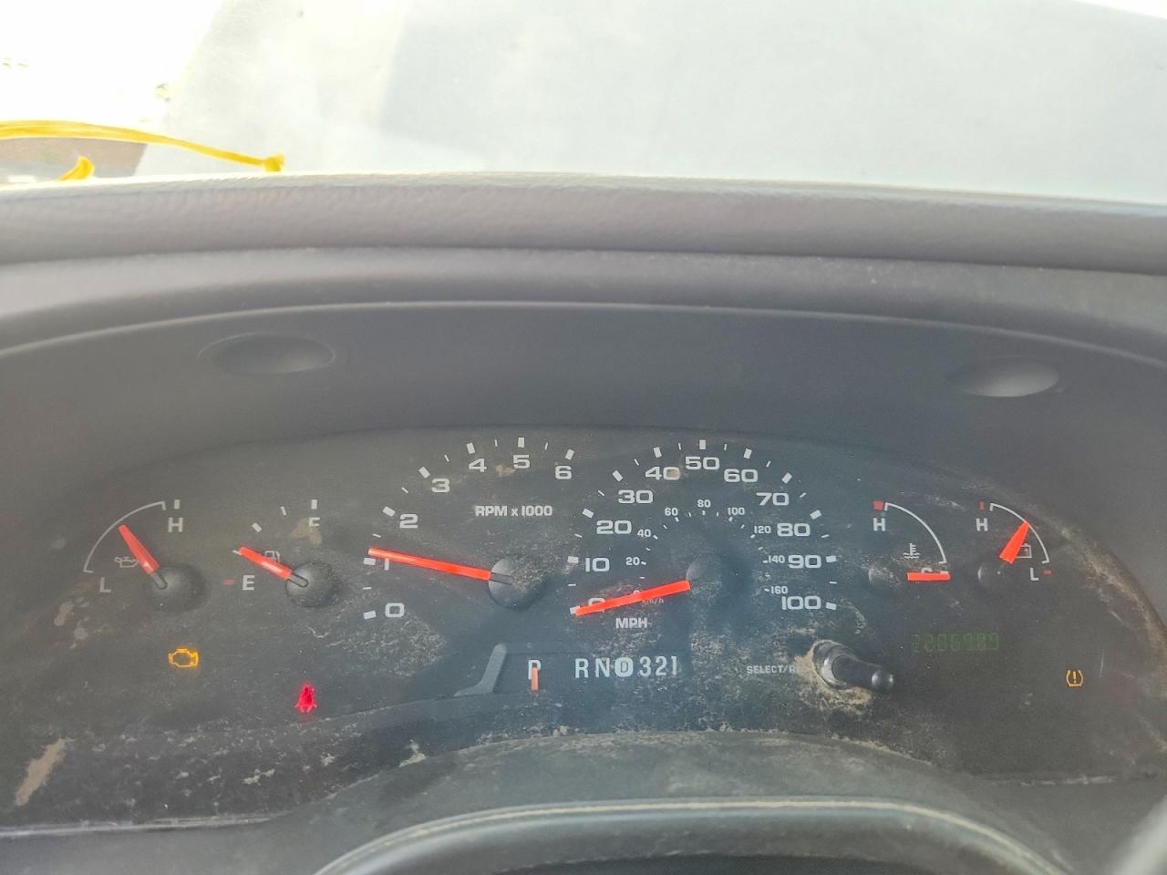 2008 Ford Econoline E350 Super Duty Cutaway Van