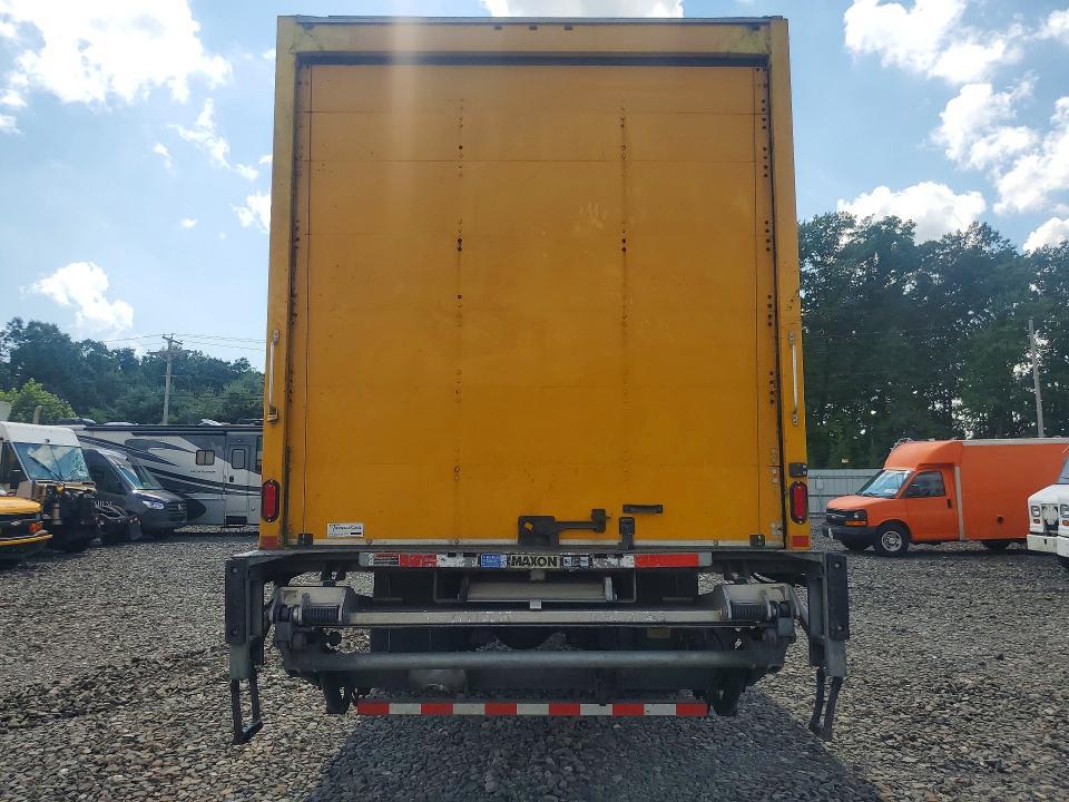 2018 Frht - Freightliner 2018 Freightliner Business Class M2 BOX Truck