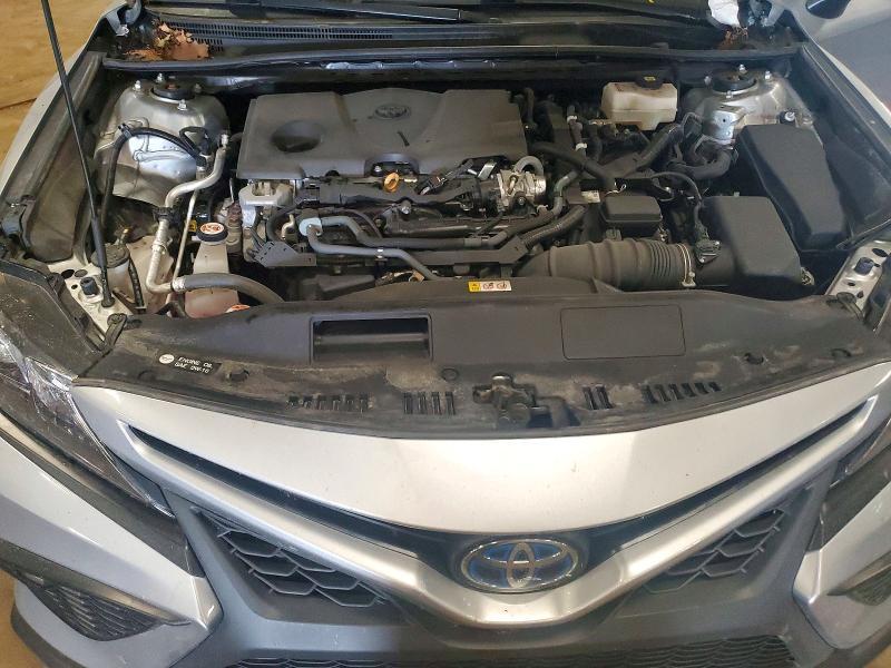 2023 Toyota Camry Hybrid se