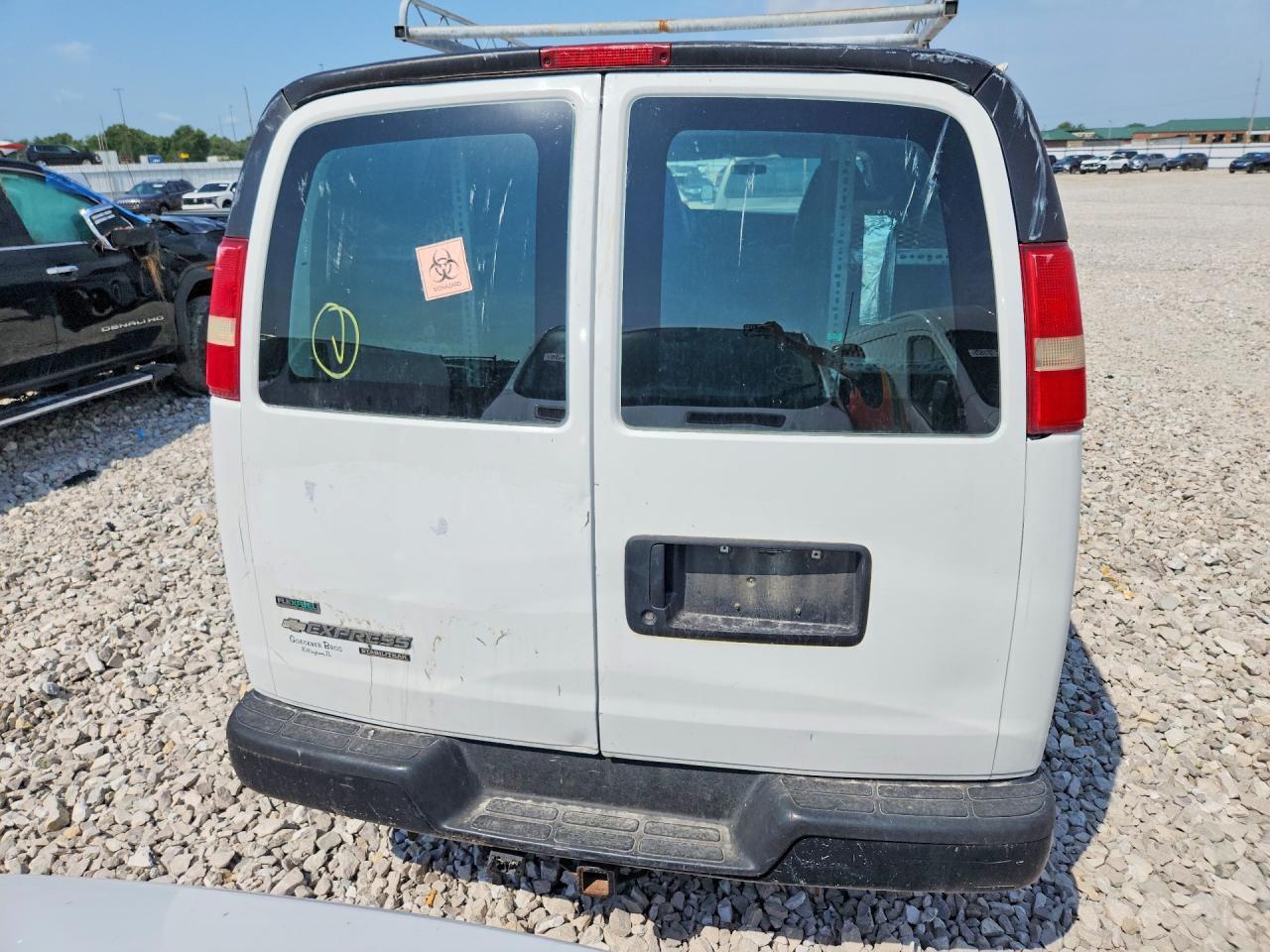 2011 Chevrolet Express G2500