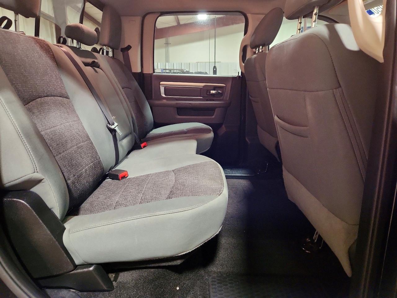 2015 Dodge RAM 1500 SLT