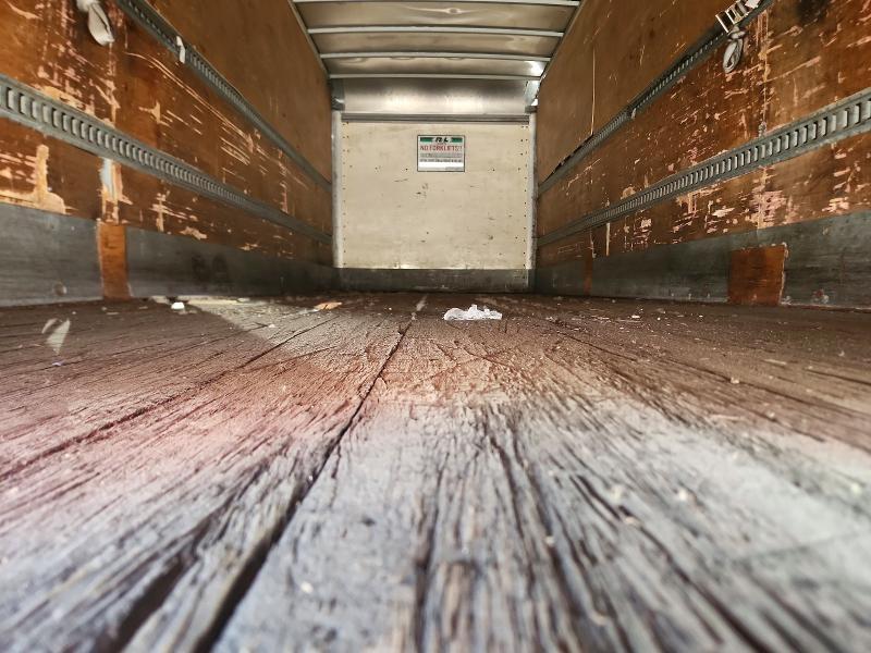 2016 Freightliner Business Class M2 BOX Truck