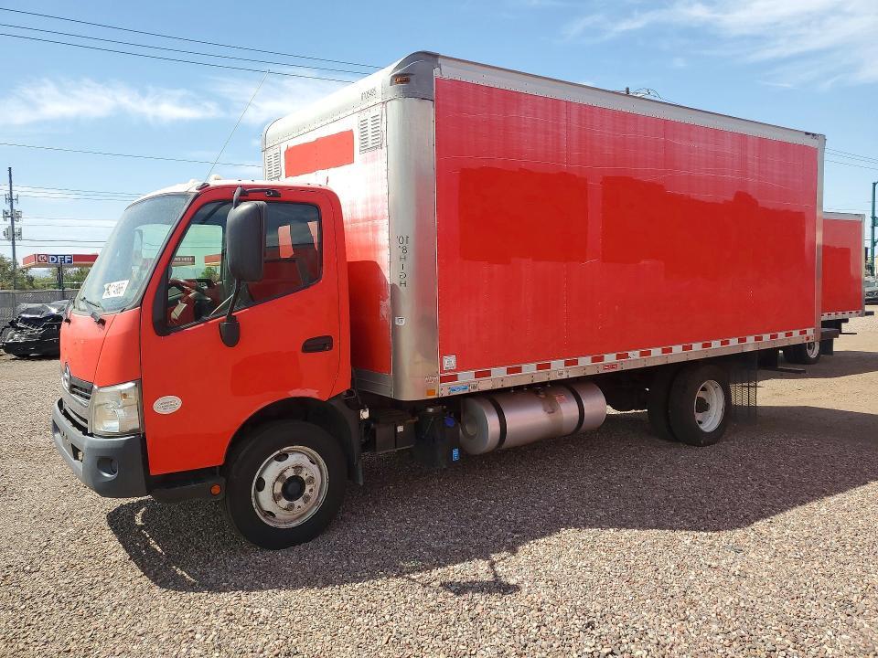 2018 Hino 195 BOX Truck