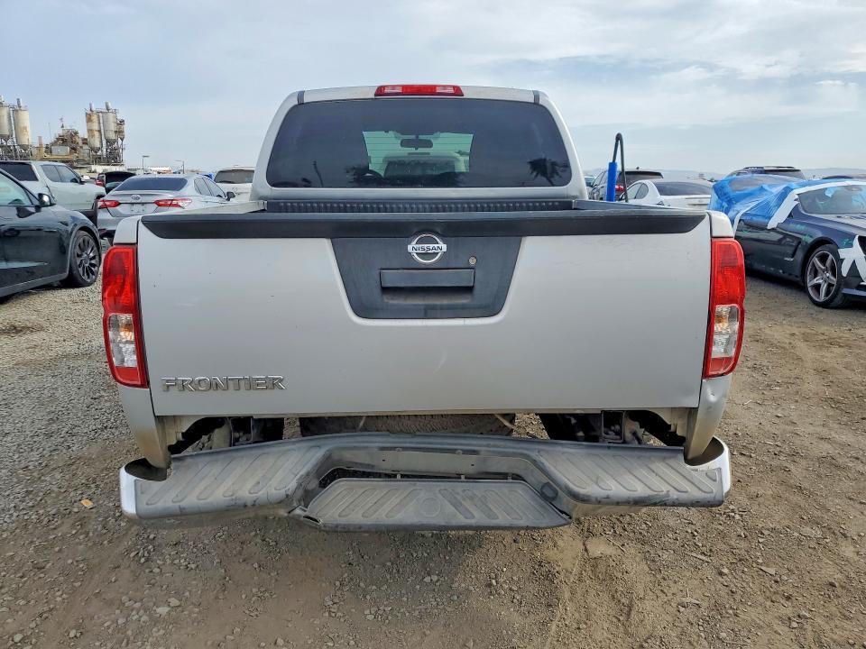 2014 Nissan Frontier S