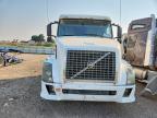 2004 Volvo VN VNL
