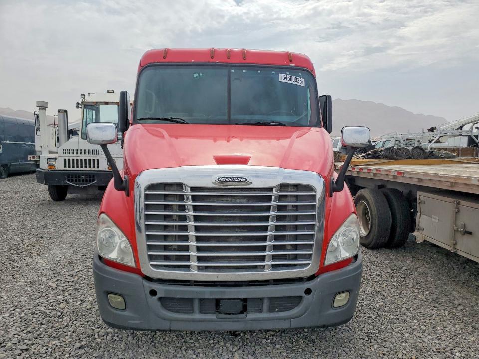 2019 Freightliner Cascadia 113