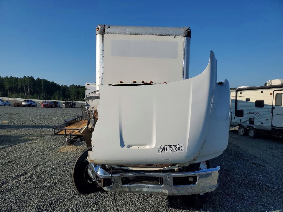 2013 Ford F750 Super Duty BOX Truck