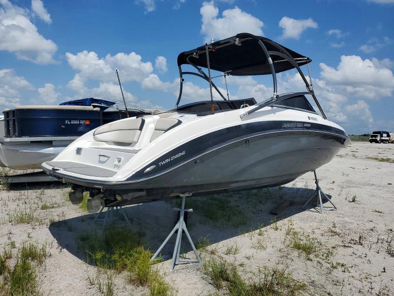 2013 Yamaha Boat-Boat