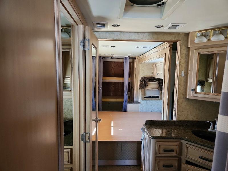 2005 Sprinter 2005 Spartan Motors Select RV