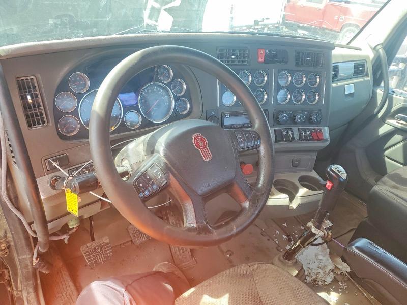 2019 Kenworth T880 Semi Truck
