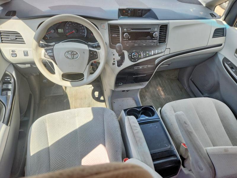 2014 Toyota Sienna le