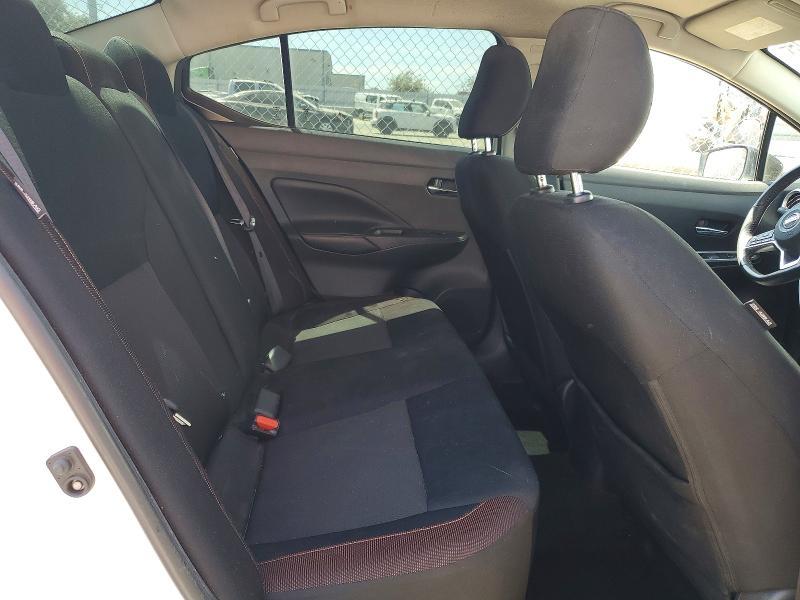2020 Nissan Versa SR