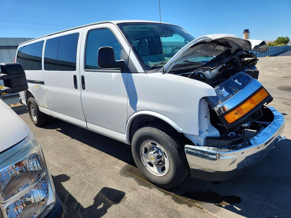 2026 Chevrolet Express G3500 LT