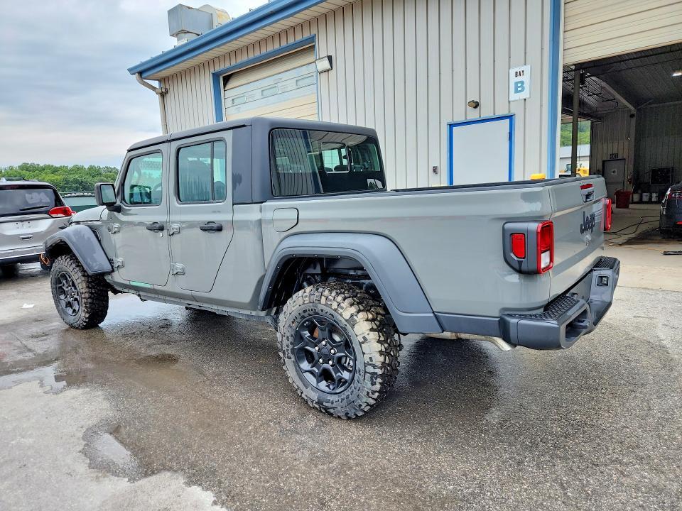 2023 Jeep Gladiator Sport