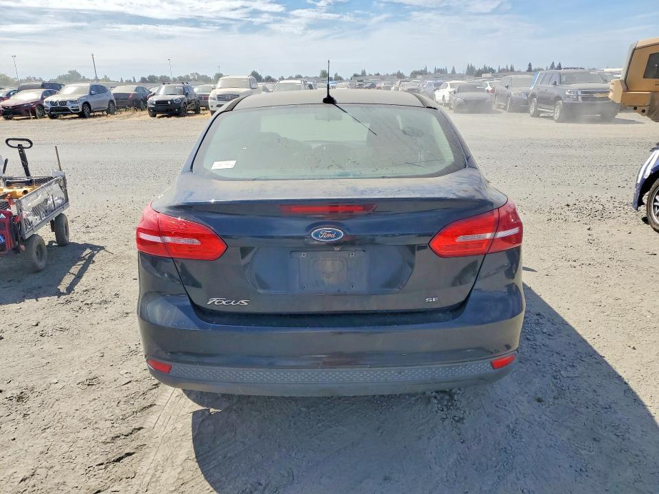2015 Ford Focus se
