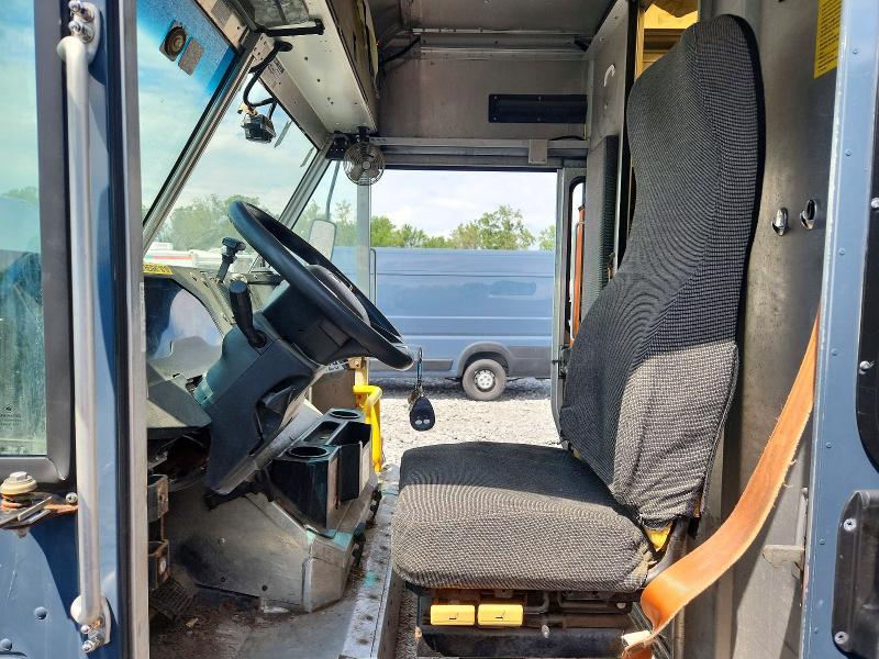 2020 Ford F59