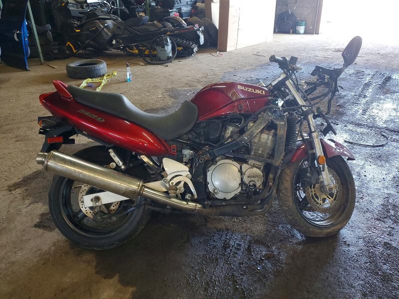 2000 Suzuki GSX750 F