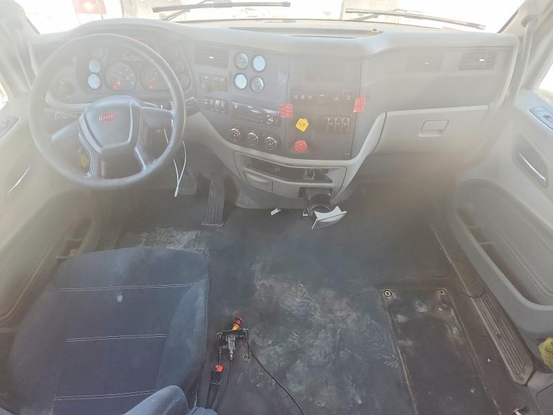 2020 Peterbilt 579 Semi Truck