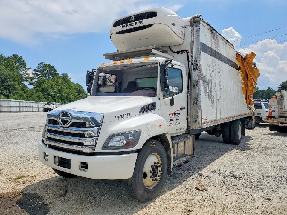 2024 Hino L6 Refrigerated BOX Truck