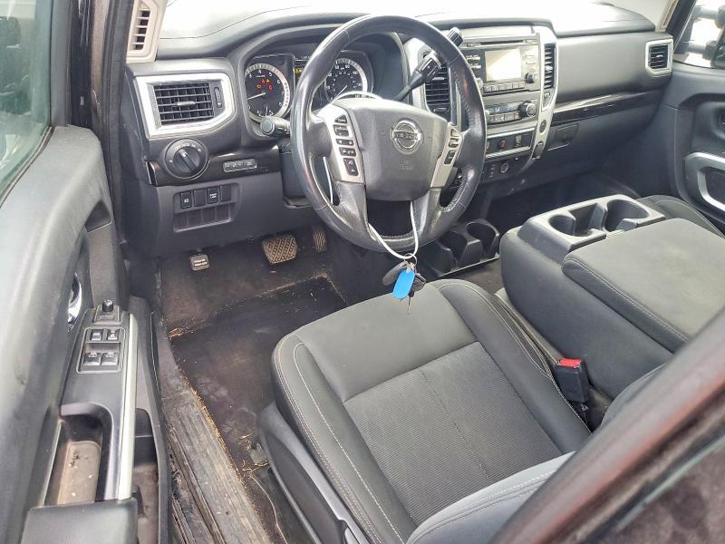 2017 Nissan Titan SV