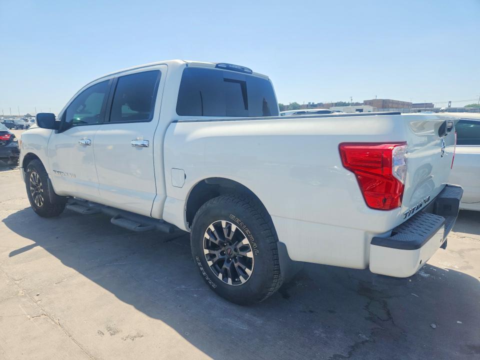 2020 Nissan Titan SV