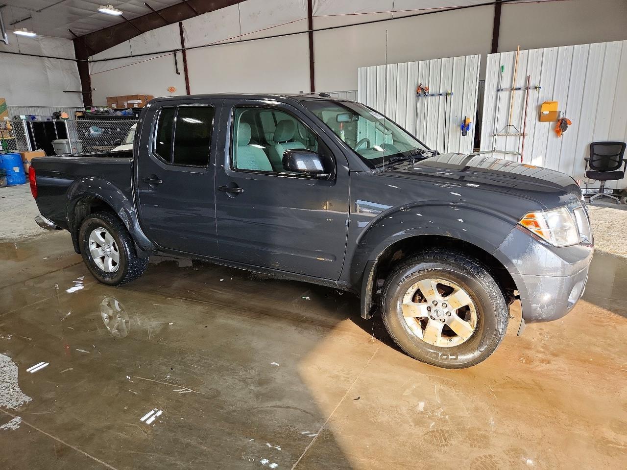 2013 Nissan Frontier S