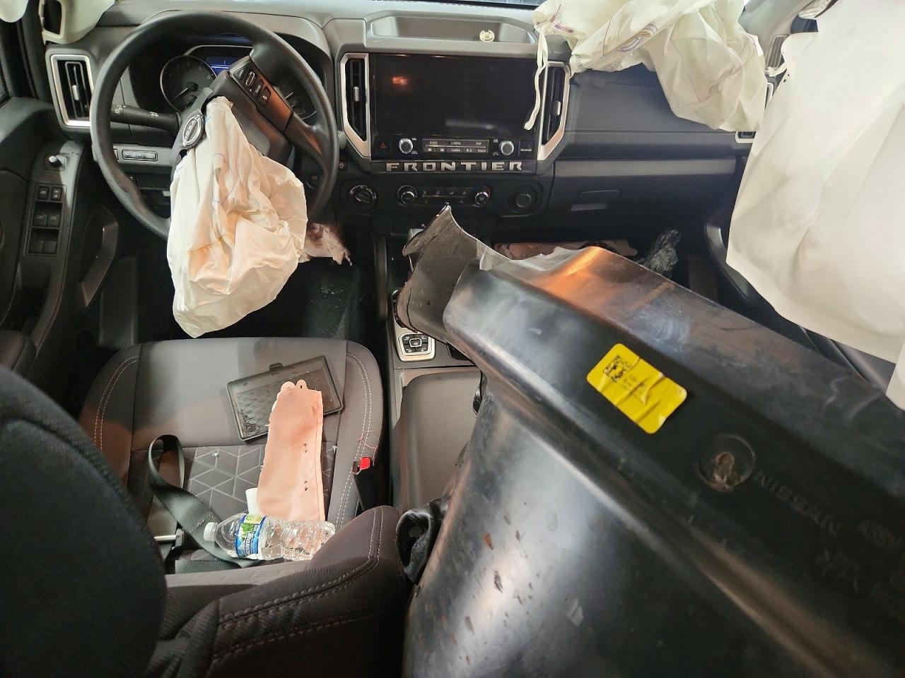 2026 Nissan Frontier SV 4WD