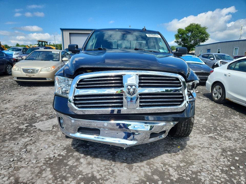 2016 Dodge RAM 1500 SLT